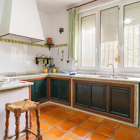 Holiday home 6 Bedroom Lovely In *