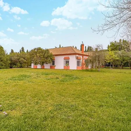 Holiday home 6 Bedroom Lovely In